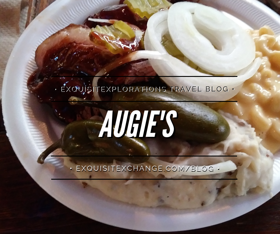 A Foodie's Guide to San Antonio, Augie's BBQ, where to eat in San Antonio, travel blog, food blog