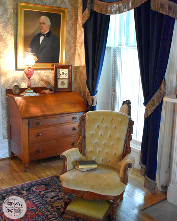 Portrait in the Baldwin-Reynolds House #thingstodo #placestogo #historichome #oldhouse #antiquedecor