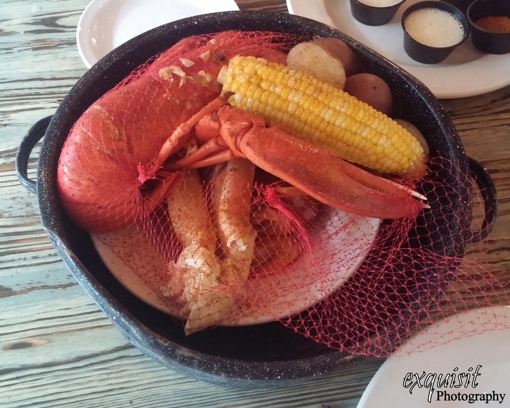 Joe's Crab Shack: A Foodie's Guide to San Antonio, Texas #sanantonio #foodie #foodcritic #traveltips #travelblog