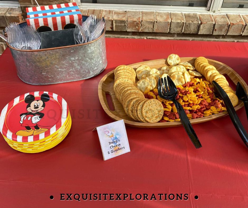 Daisy's Cheese and Quackers; Cheese and Crackers for Oh, TWOdles Birthday Party; exquisitEXPLORATIONS Travel and Lifestyle Blog