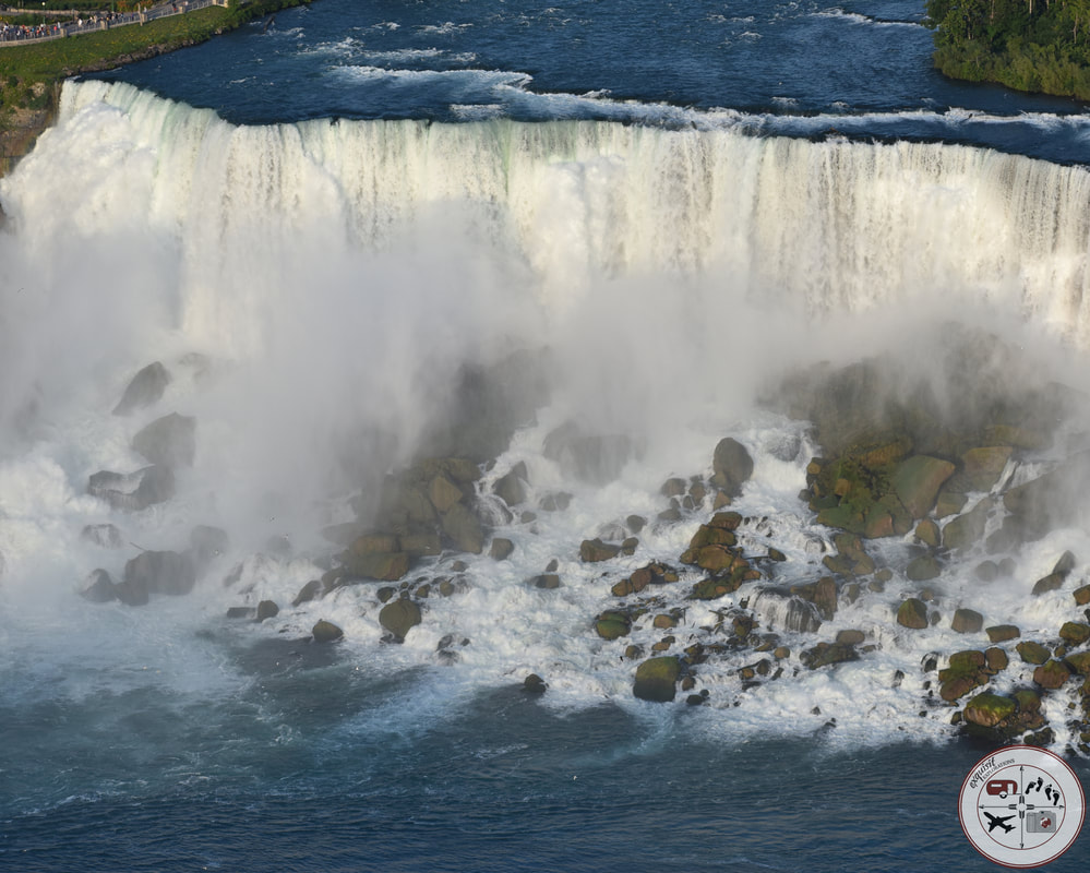 Water Flowing over Niagara Falls #traveltips #top10 #travelblog #thingstodoinniagarafalls